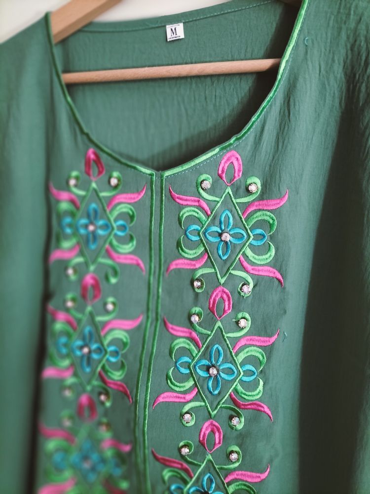 Robe traditionnelle 20 Le Chambon-Feugerolles (42)