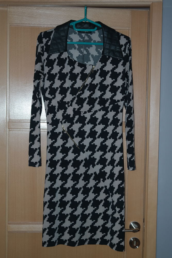 robe tr�s f�minine 10 T�teghem (59)