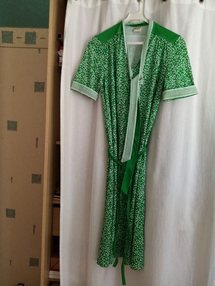 robe vintage 4 Renaison (42)