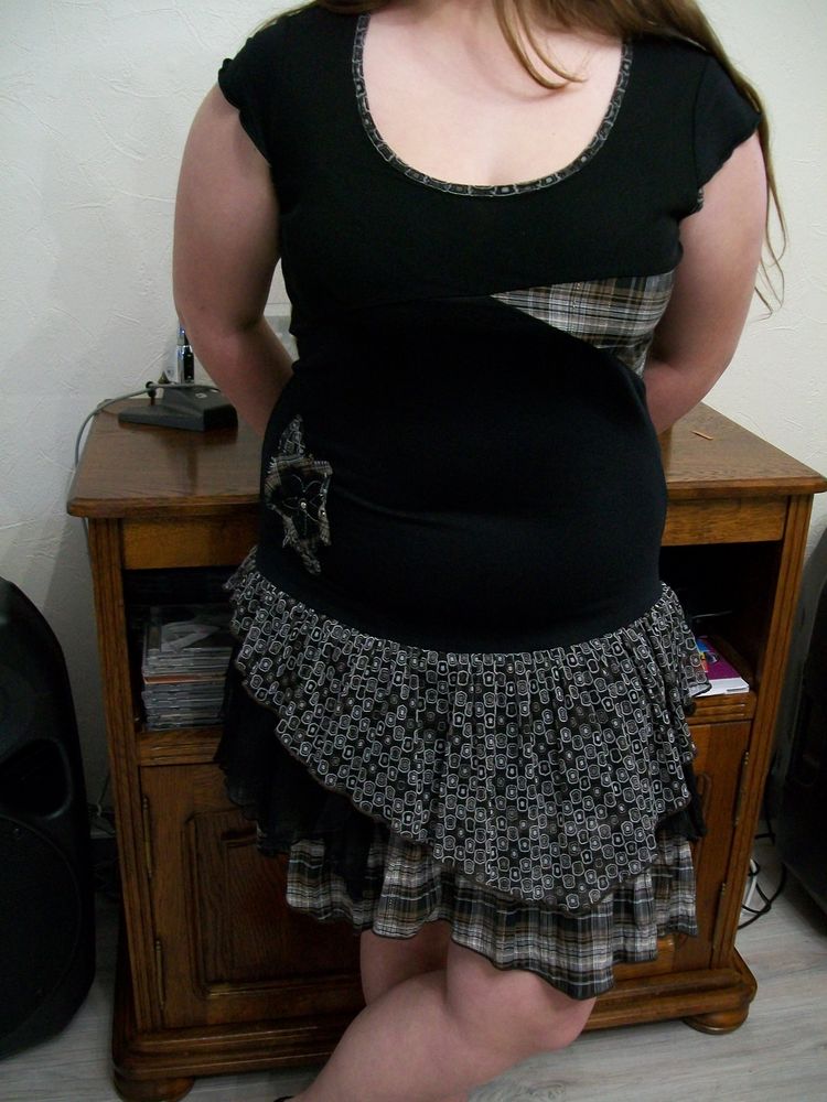 robe � volants
taille 42 14 Chadurie (16)