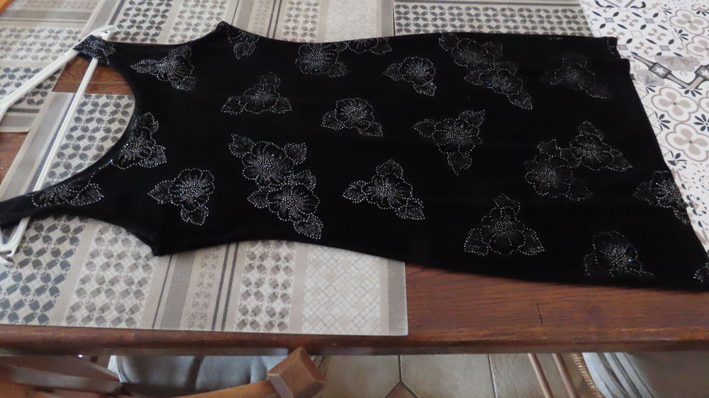 Robe TU 10 Le Crest (63)