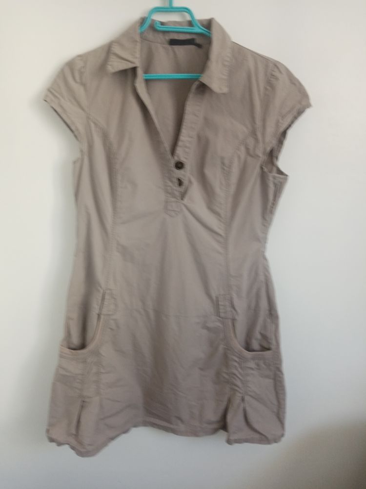 Lot 2 robes KIABI 40 12 Cr�teil (94)