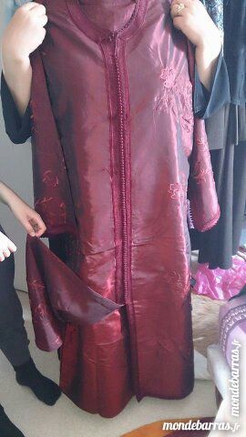 Robes traditionnelles marocaines: kaftan..takchita... 80 Nanterre (92)