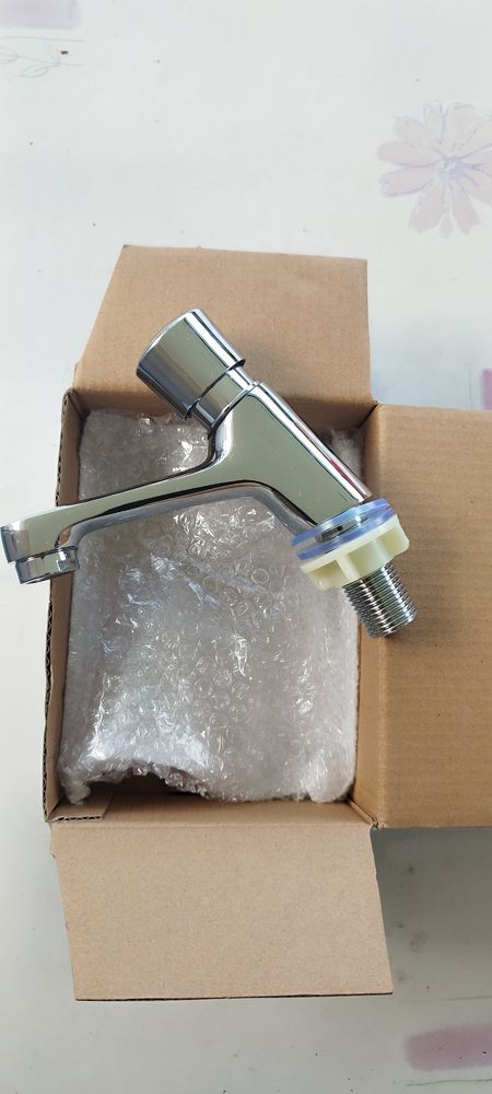 Robinet � arr�t automatique 100 Sch�lcher (97)