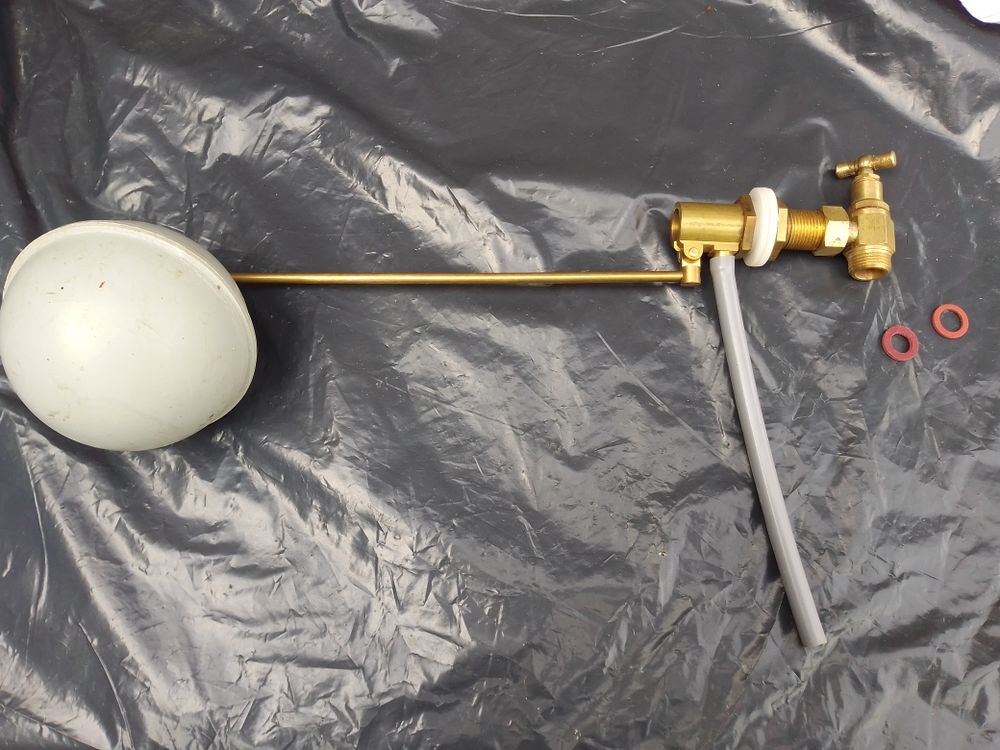 robinet flotteur laiton WC 12/17 25 Beauvoir (50)
