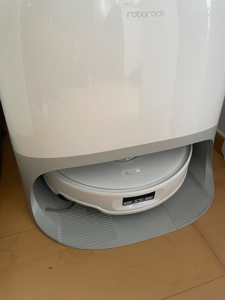 Roborock Qrevo Curv 900 Guipavas (29)