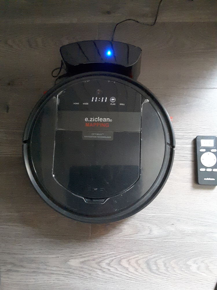 ROBOT ASPIRATEUR LAVEUR 100 Castelnaudary (11)