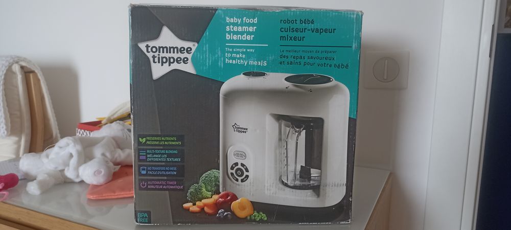 Robot b�b� cuiseur-vapeur / mixeur 
marque Tommee Tippee 55 Villefranche-sur-Mer (06)