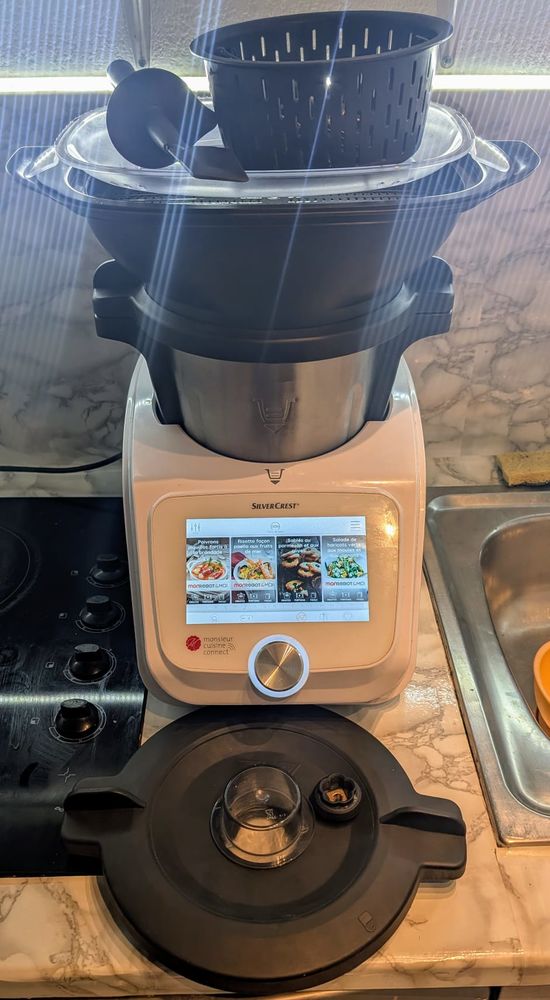 Robot de cuisine monsieur cuisine 100 Le Cannet (06)