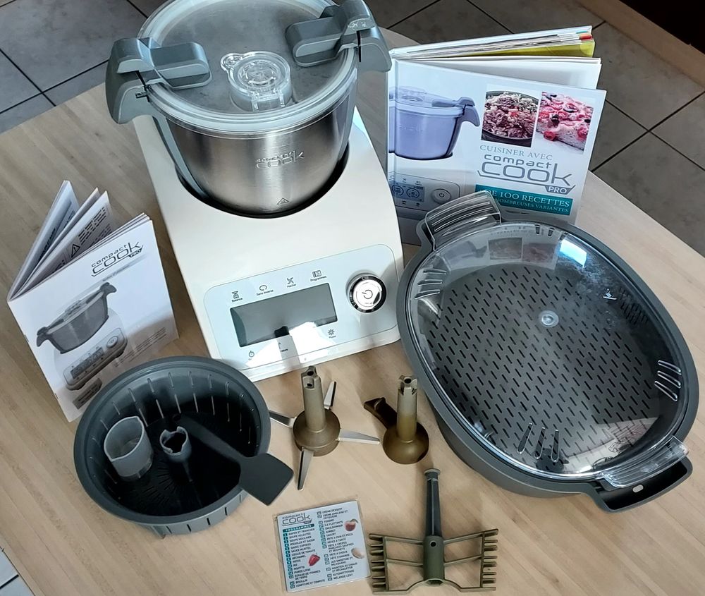 Robot cuisine multifonction 110 Co�tmieux (22)