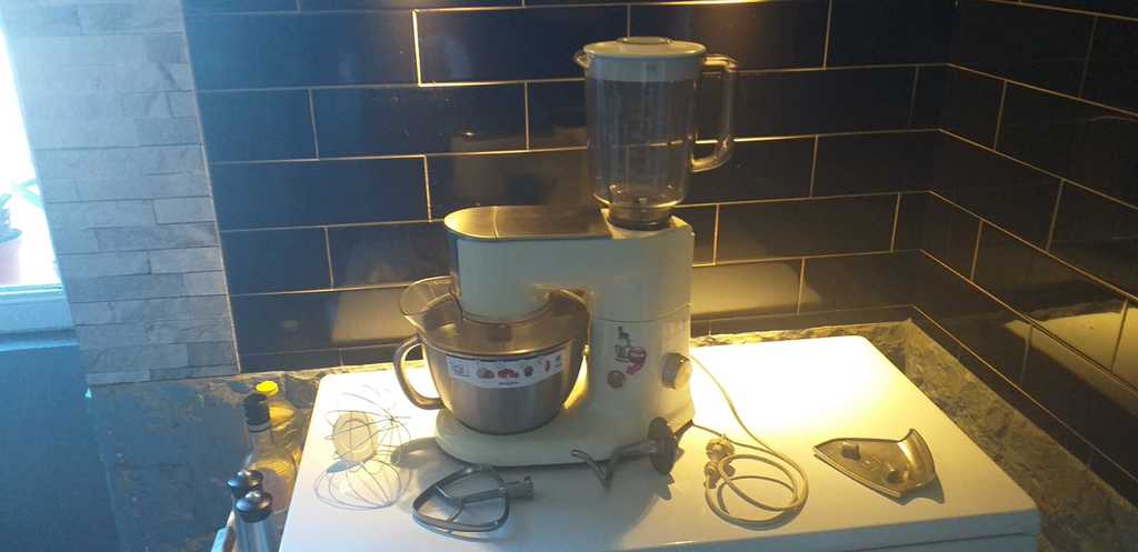 Robot de cuisine multifonction avec accessoires 150 Boulazac (24)