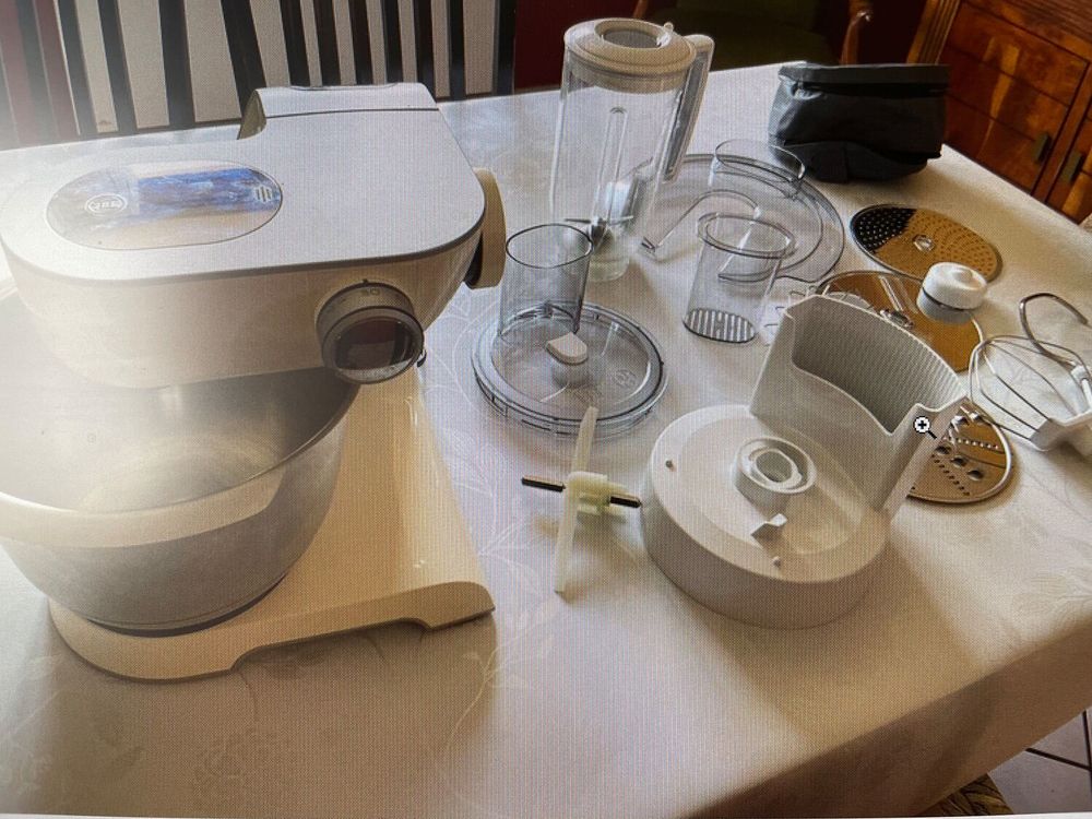 Robot culinaire BOCH   MUM 5 s�rie 4 Cr�ation Line 80 Jassans-Riottier (01)