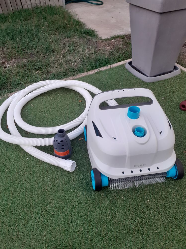 Robot intex zx 300 100 Marennes (17)