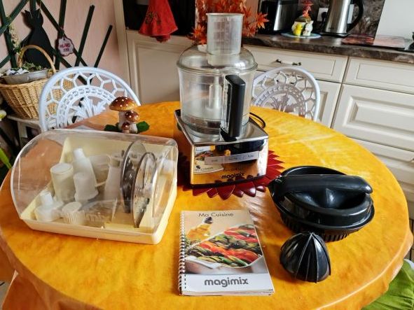 robot magimix inox 4200XL 90 Pr�milhat (03)
