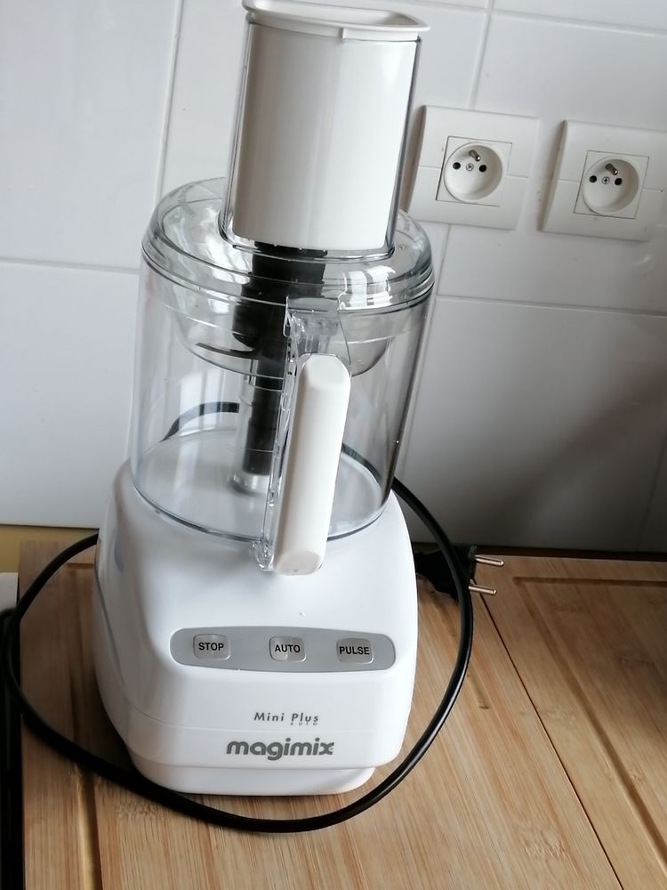 Robot Magimix 130 Saint-Memmie (51)