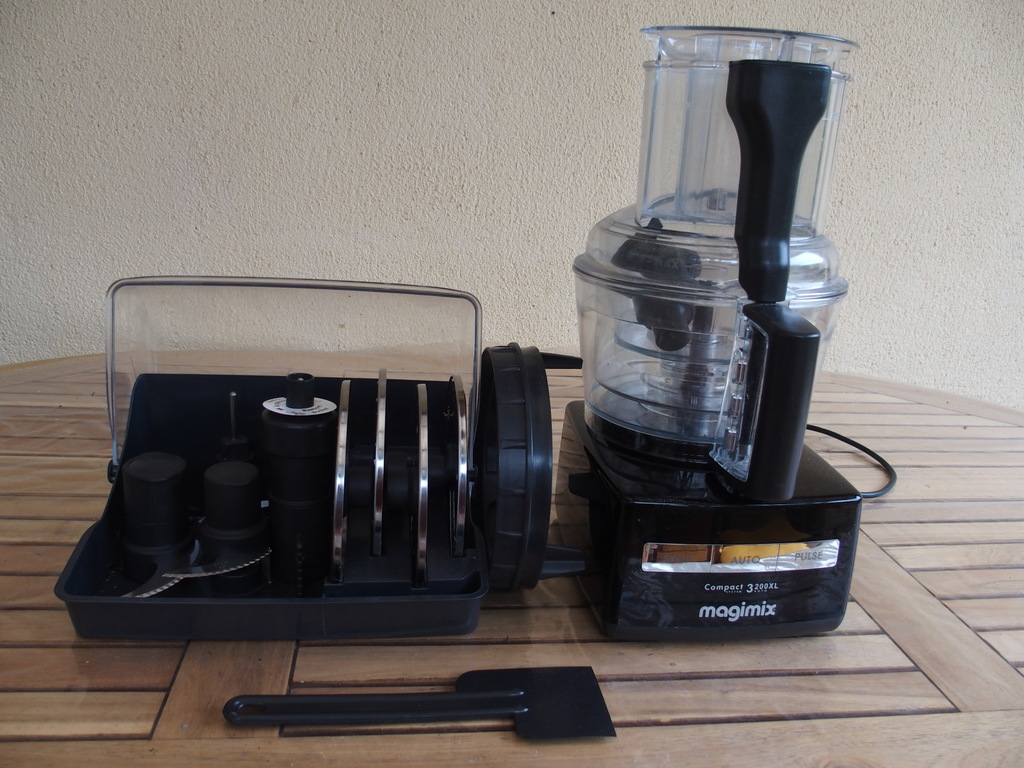 Robot multifonction Magimix Compact 3200 XL 150 La Gavotte (13)