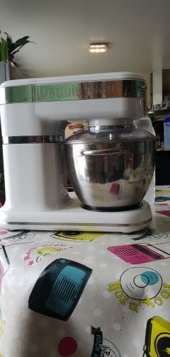 robot multifonction 60 Beaufort-en-Vall�e (49)