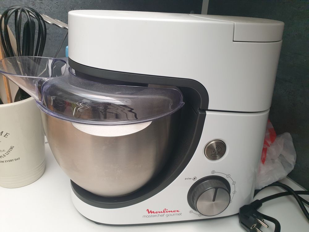 Robot patissier 100 Roubaix (59)