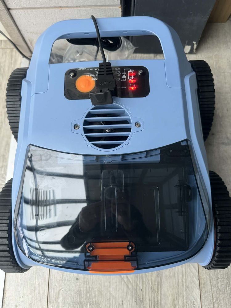 Robot piscine aspirateur sans fil sol murs fonctions 3 modes 269 Quesnoy-sur-De�le (59)