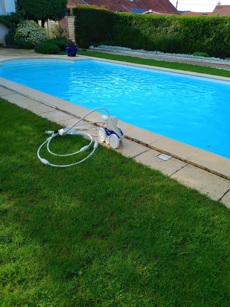ROBOT PISCINE POLARIS 280 avec surpresseur et horloge 200 Arc-sur-Tille (21)
