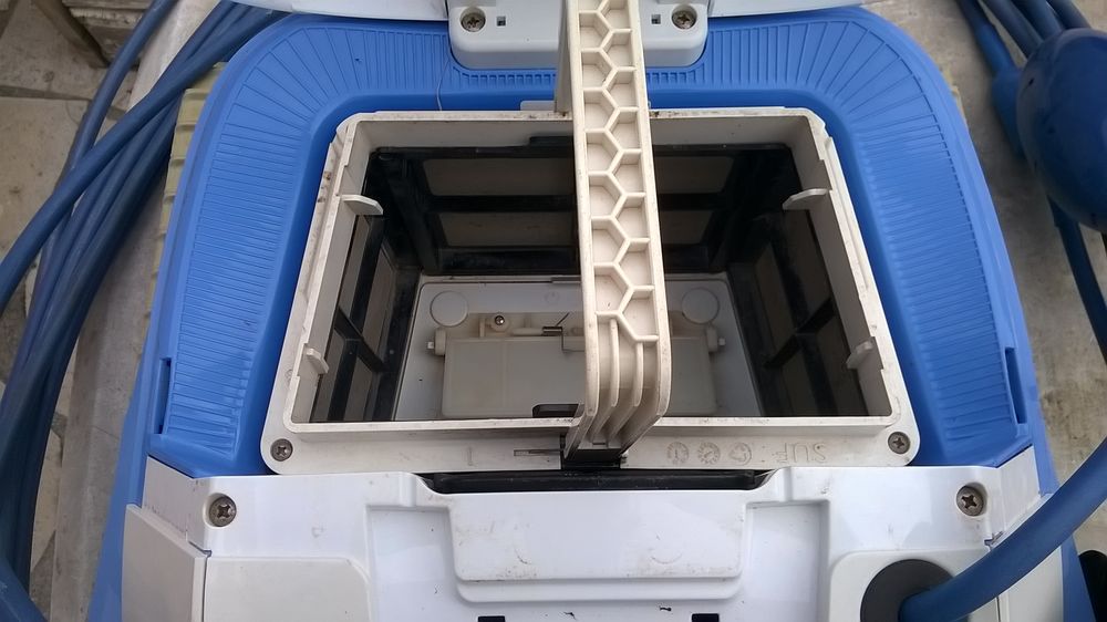 Robot Piscine Racer Cross Over LITE 500 Le Passage (47)