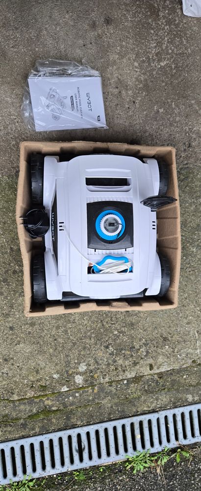 Robot piscine wybot 200 Riaill� (44)