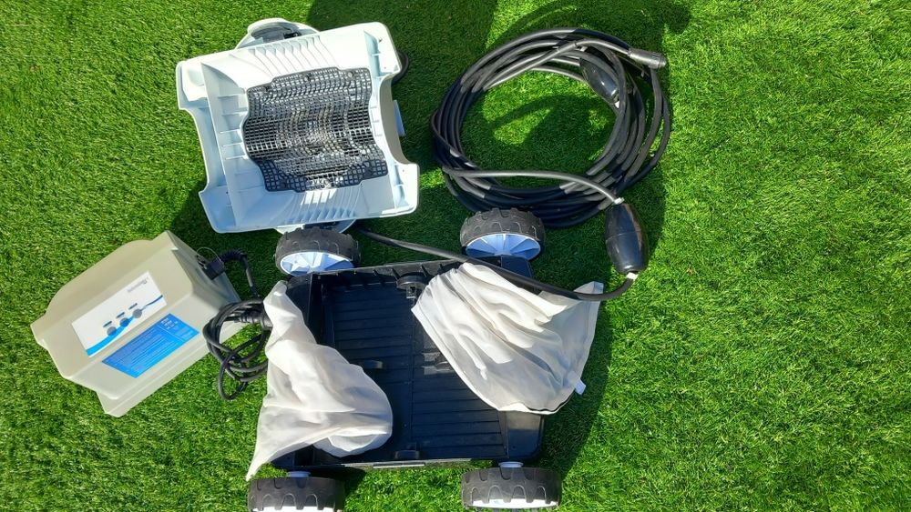 Robot de piscine 240 Gujan-Mestras (33)