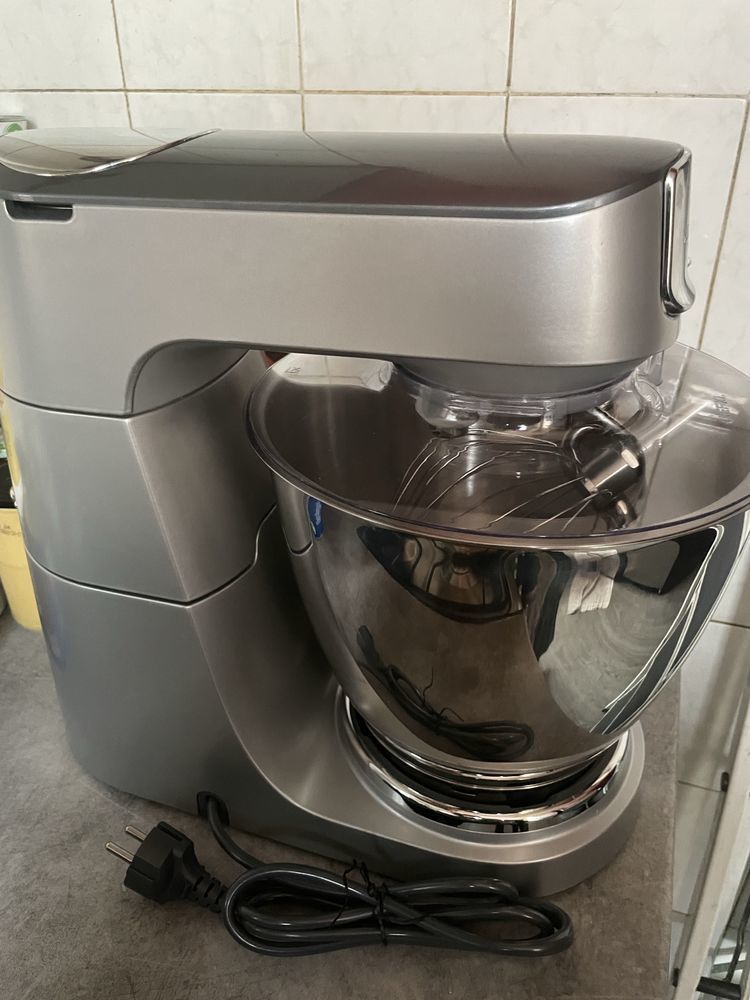 ROBOT P� TISSIER 450 Paris 19 (75)