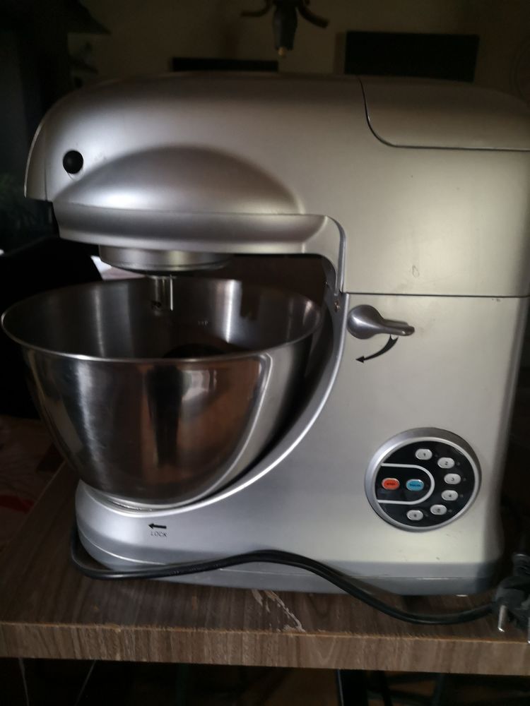 Robot 38 Montauban (82)