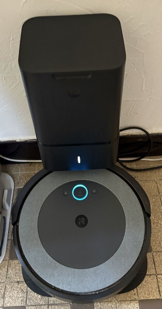 Robots iRobot Roomba + Braava Jet (aspirateur + serpilli�re) 300 Avignon (84)