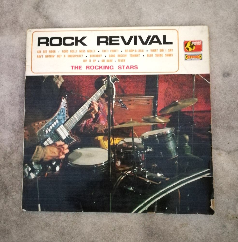 33T the ROCKING STARS : Rock revival - Mondio Music MM.24 7 Argenteuil (95)