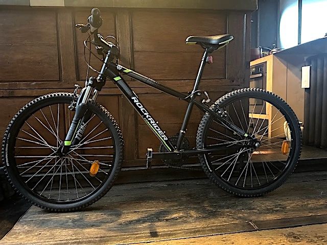 VTT ROCKRIDER  24 Pouce - NOIR 
140 Bezons (95)