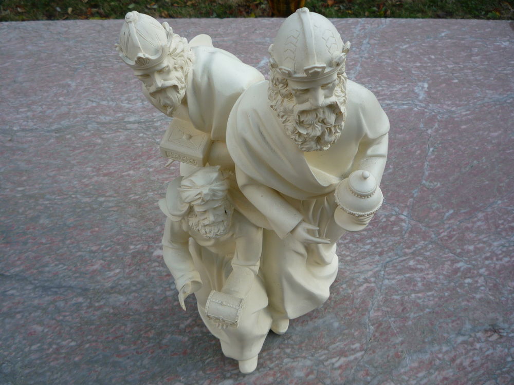 Rois mages en r�sine/cr�che Noel
Melchior,Gaspard,Balthazar 65 Castres (81)