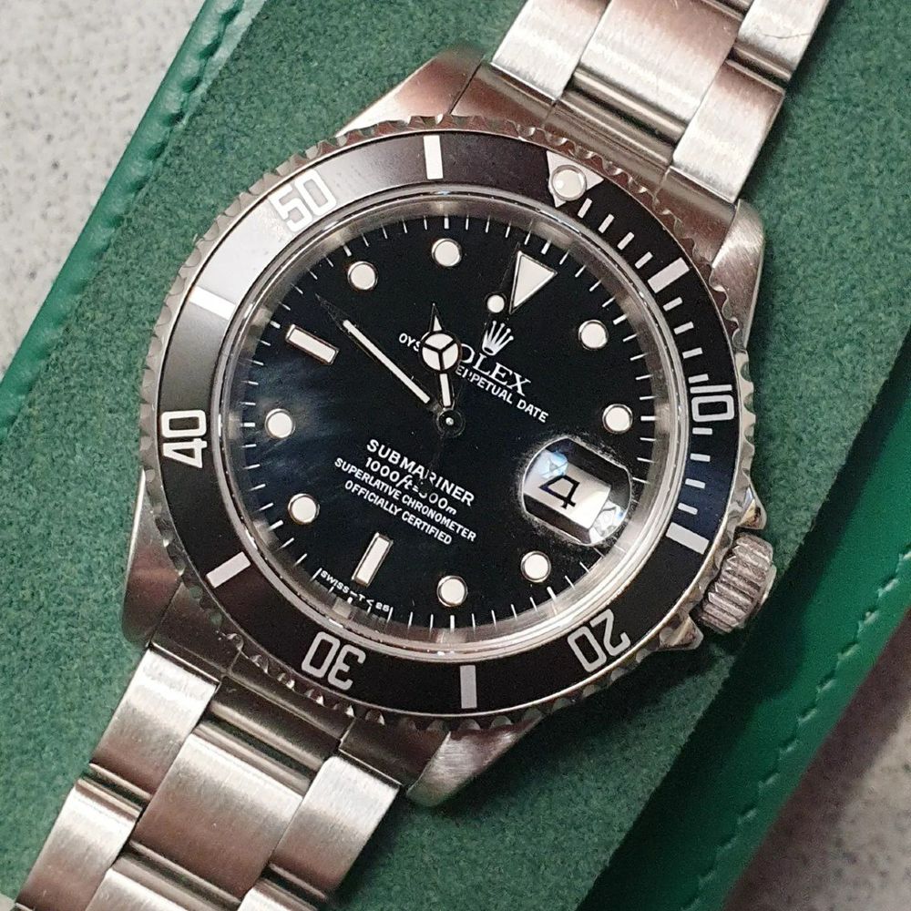 Rolex Submariner Date 16610 40mm 1992 Ensemble Complet 1100 Nant-le-Grand (55)
