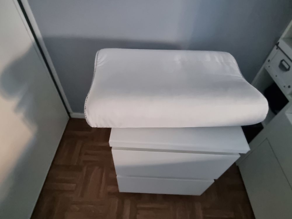 R�LLEKA Oreiller Ergonomique � M�moire de Forme IKEA 10 Fontenay-sous-Bois (94)