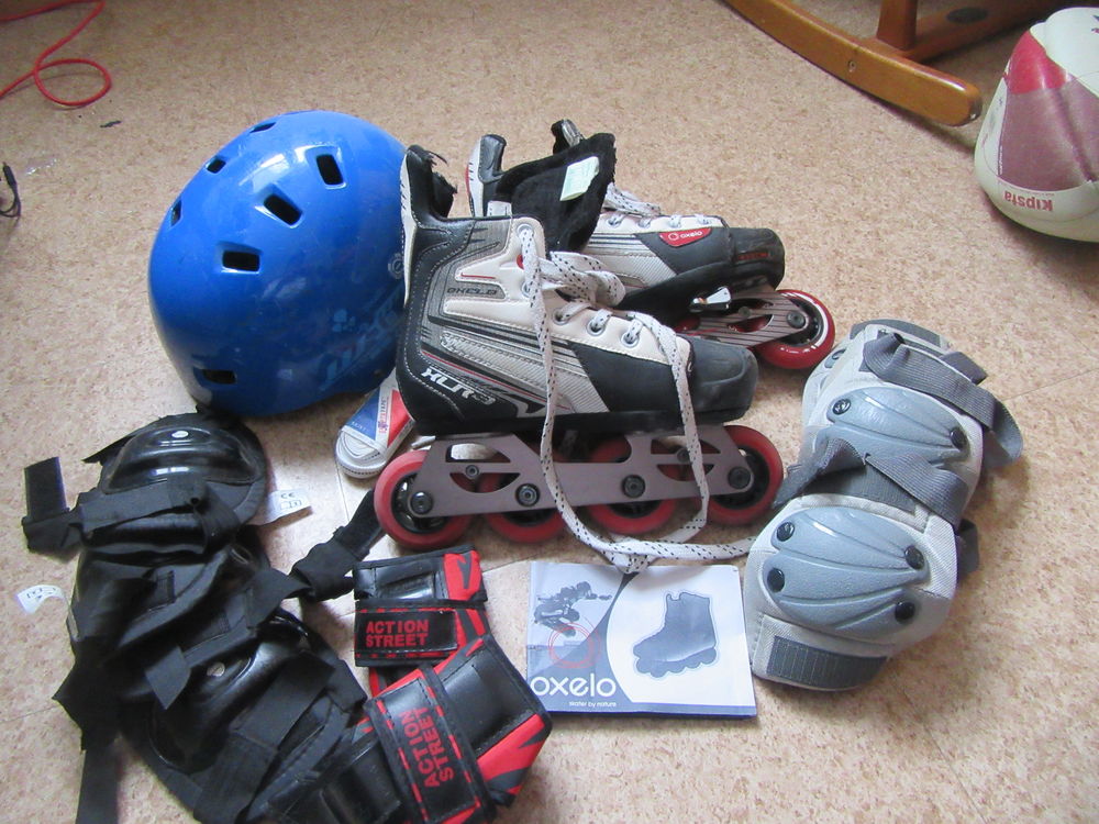 Rollers OXELO (adaptables taille 35 au 38) 15 Bron (69)