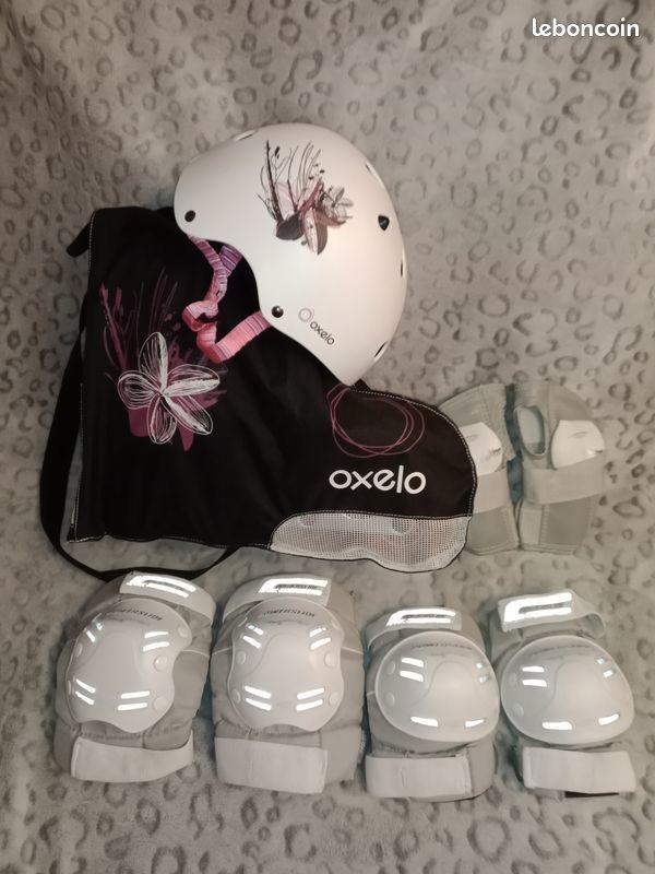 Rollers r�glables 37-40  + sac, casque, protections 55 Villeurbanne (69)