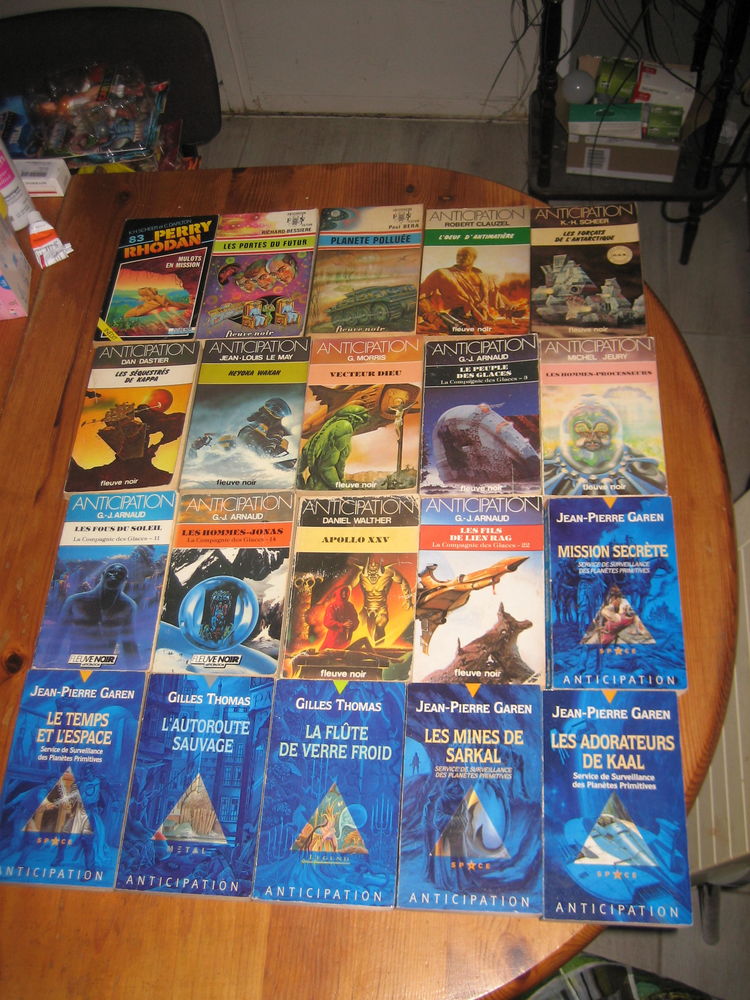 lot 20 romans anticipation FLEUVE NOIR ann�es 70 a 90 40 C�zy (89)