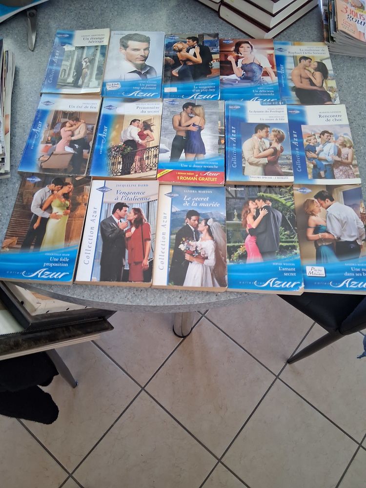 lot de 15 romans collection   azur 10 Fragnes (71)