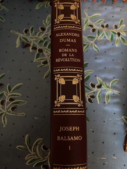 ROMANS DE LA REVOLUTION  JOSEPH BALSAMO  5 Les �glisottes-et-Chalaures (33)