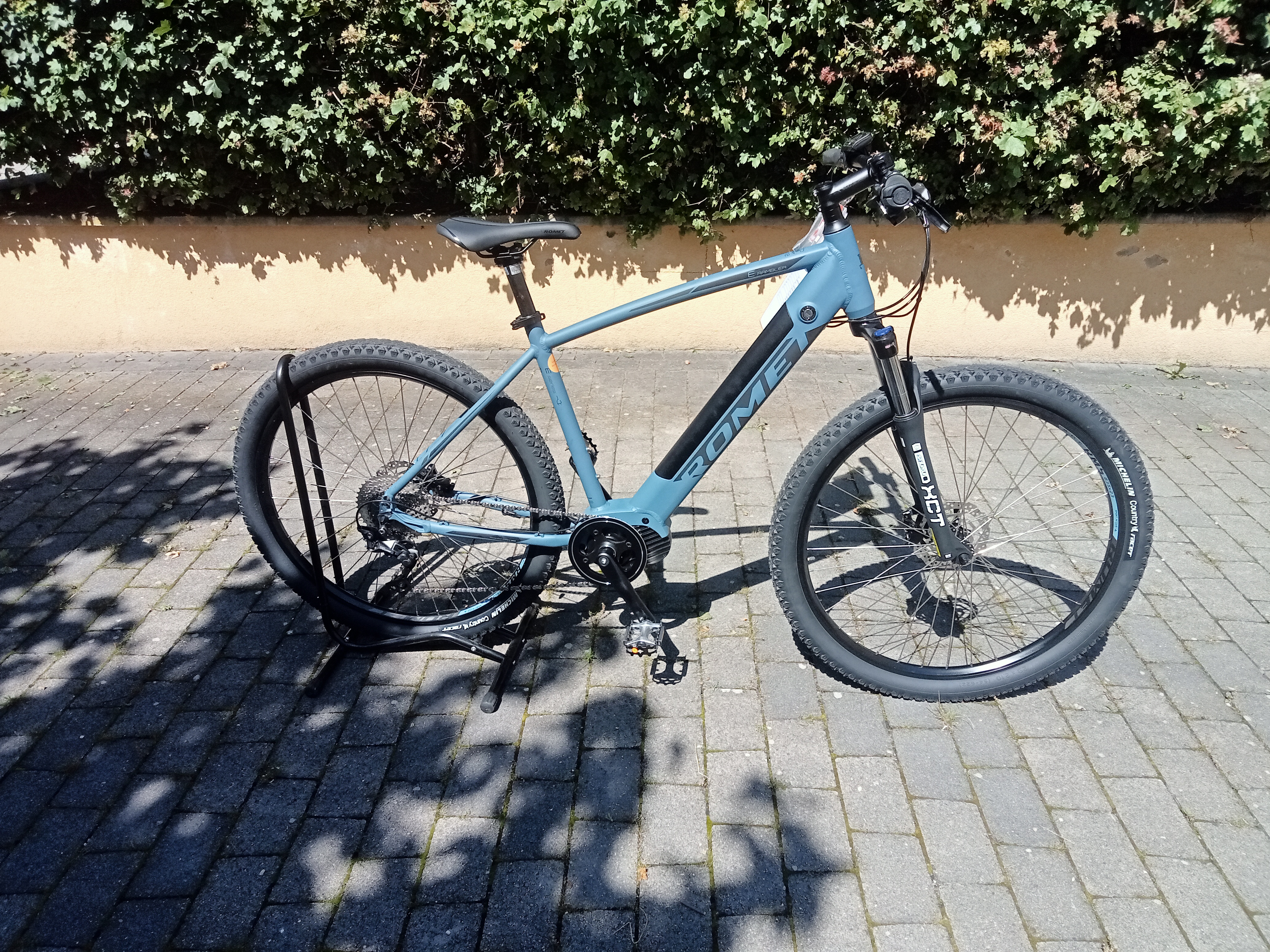 VTT ROMET E-rambler taile L 29 pouces
2250 Ostheim (68)