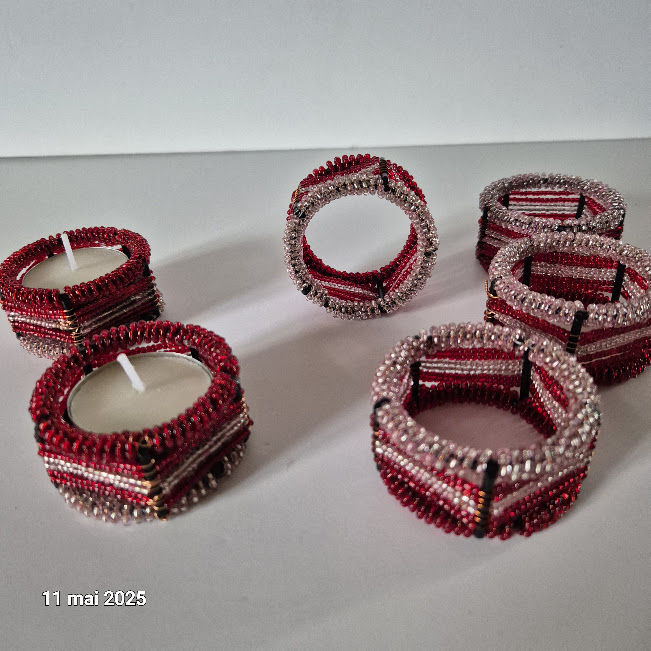 Lot de 4 ronds de serviettes et 2 bougeoirs en pierre de roc 3 Saumur (49)