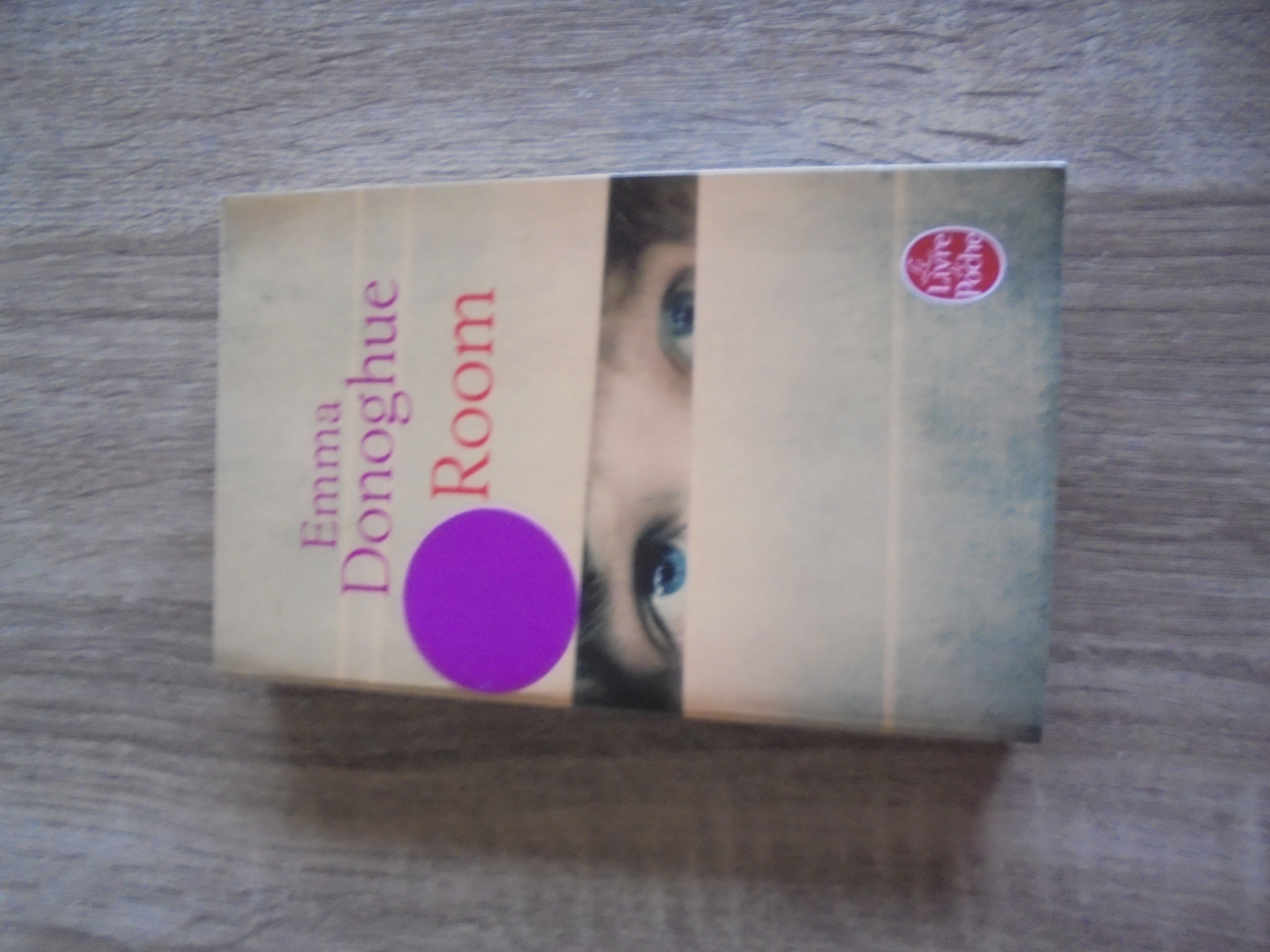 Room (106) 4 Tours (37)