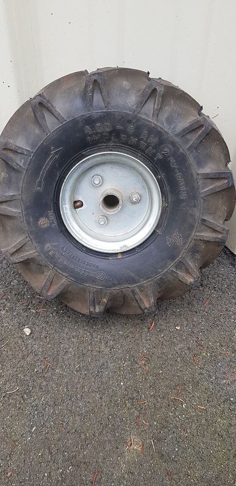 roue agraire 0 Dou�-la-Fontaine (49)