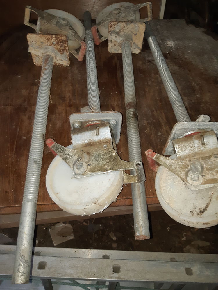 Roue pour �chafaudage 220 Langonnet (56)