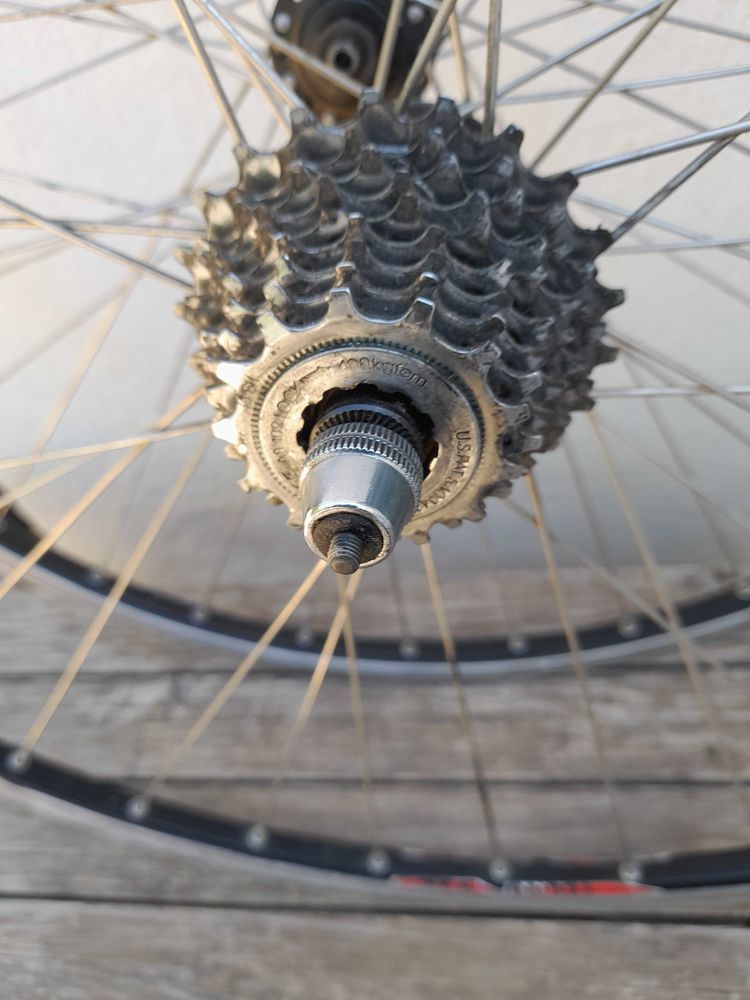 roue de v�lo de course 50 La Farl�de (83)