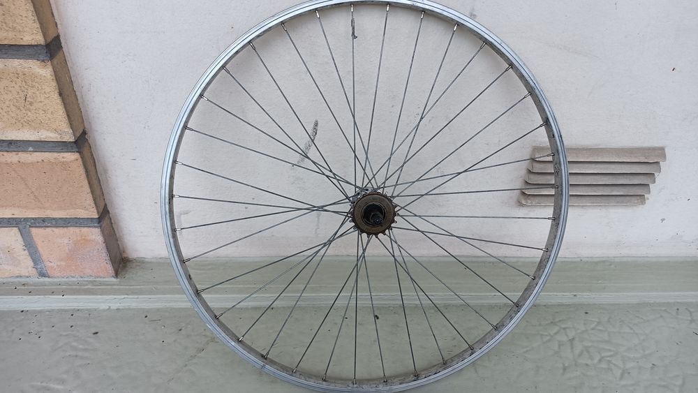 Roue AV  et AR 0 Chatou (78)