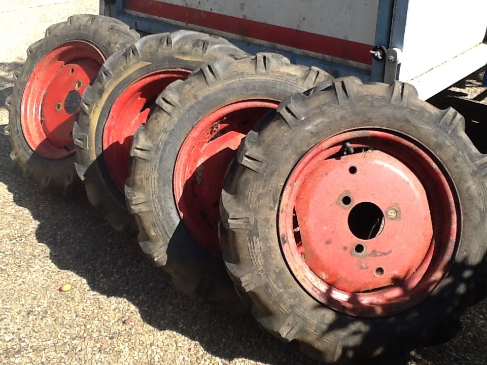 4 roues 6-14/6plis masse 25 kg pi�ce. 0 Sarzeau (56)