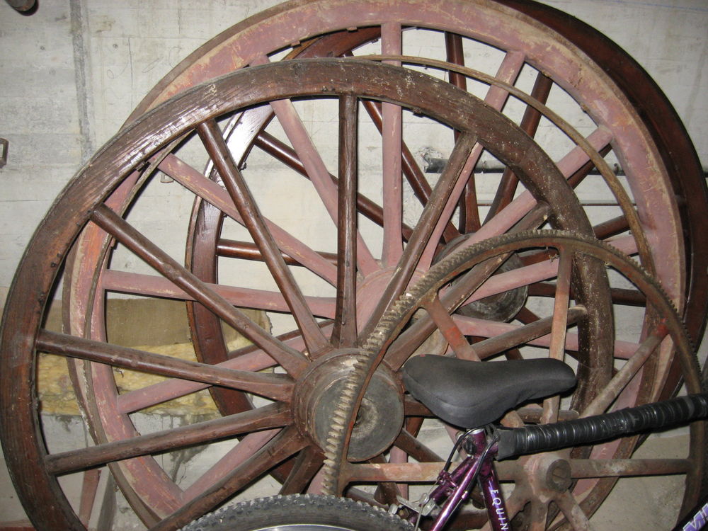 roues en chataignier  type char a foin ou d�bardage 0 Voreppe (38)