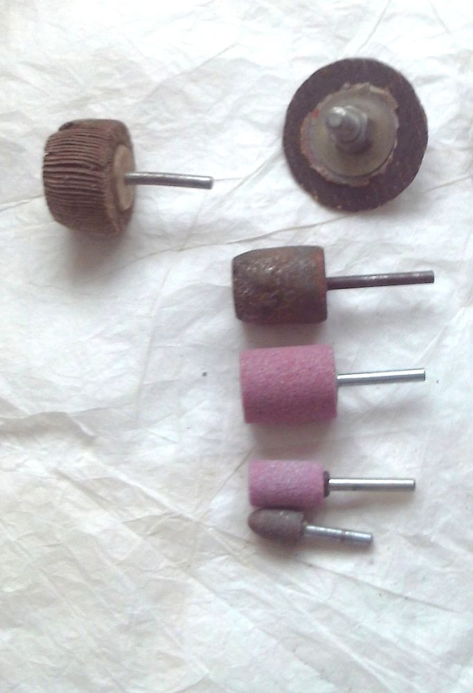 Lot de roues et meules abrasives 12 Villeurbanne (69)